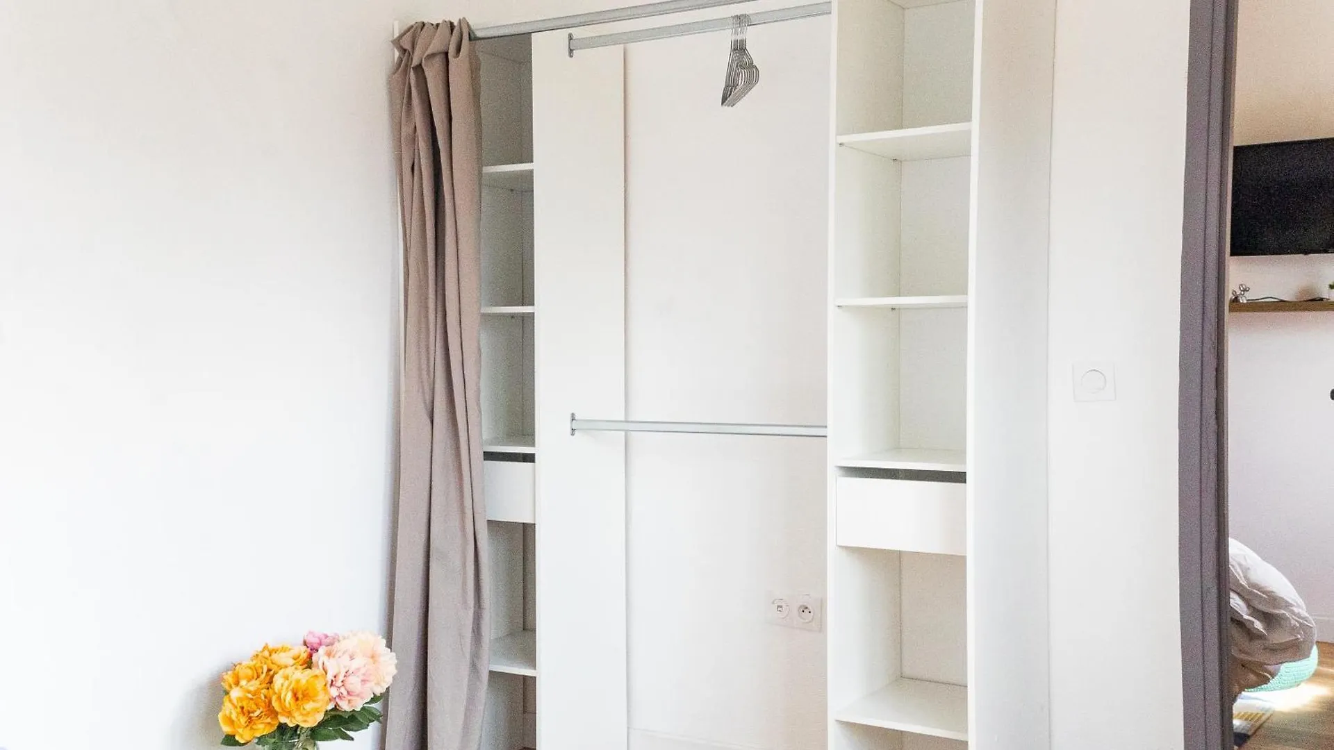 Sky Haven, 5Mins Orly Airport Apartment Athis-Mons 0*,